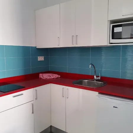 Atlantis Lomas * Puerto del Carmen (Lanzarote)